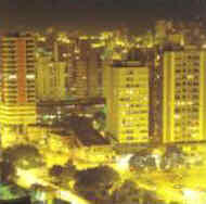 vista a�rea parcial noturna da cidade